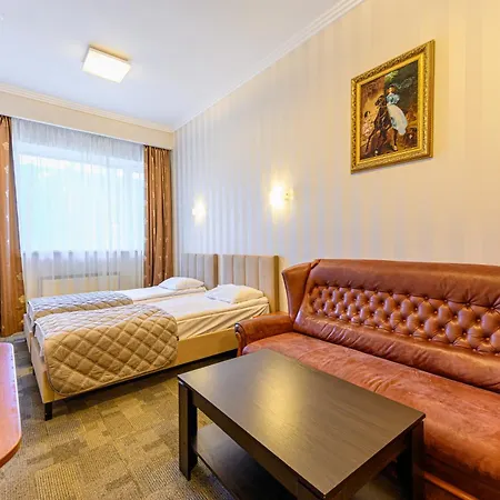 Persian Palace Hotel Kyiv Exterior photo