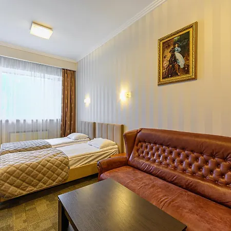 Persian Palace Hotel Kyiv Exterior photo